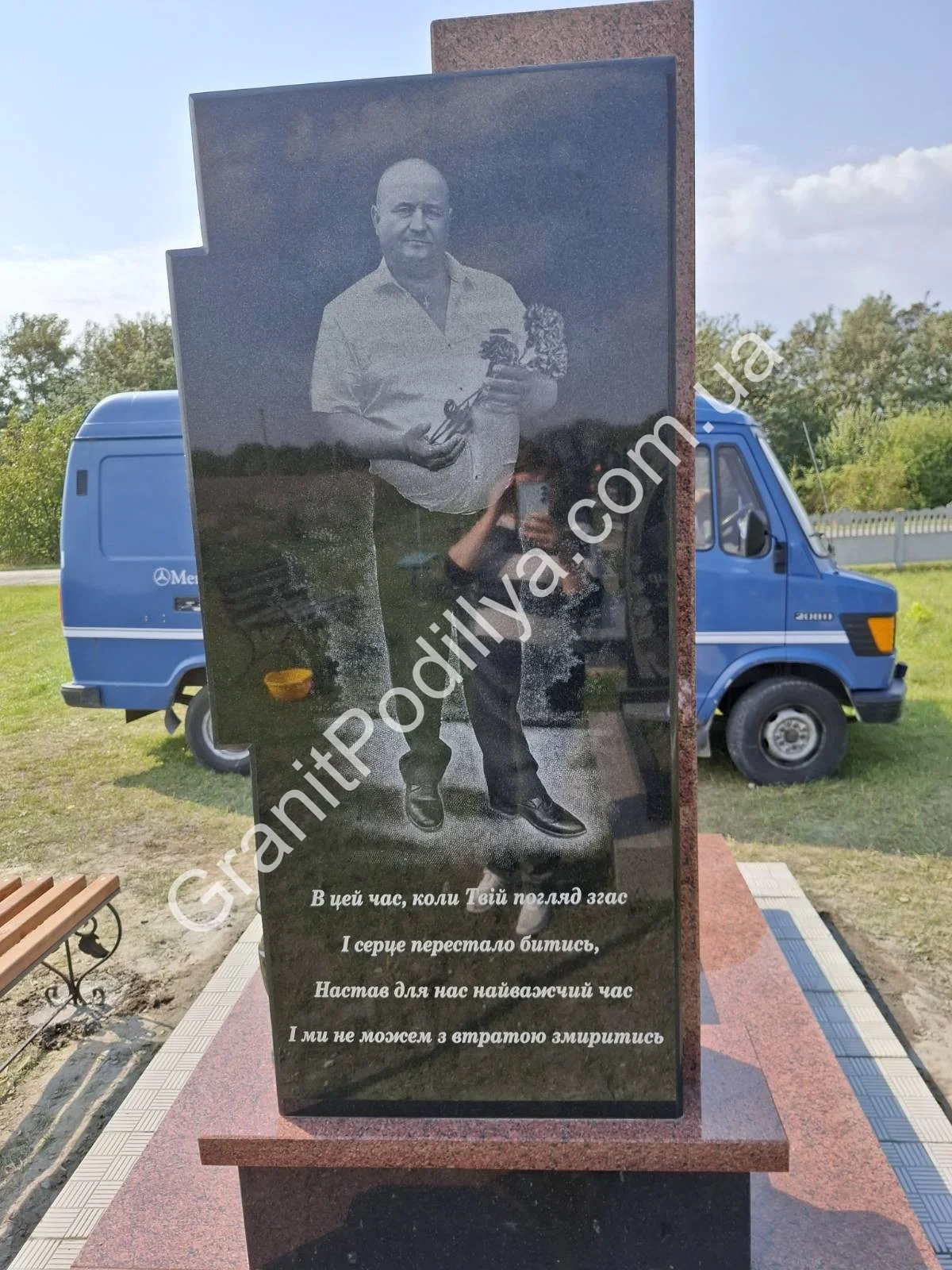 Подвійний пам'ятник з граніту - Кам'янець-Подільський | GranitPodillya